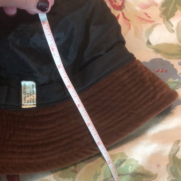Vtg 60s Velvet Bucket Hat Size M/L Quilted Brown Velvet Fully Lined HONG KONG - Picture 13 of 14